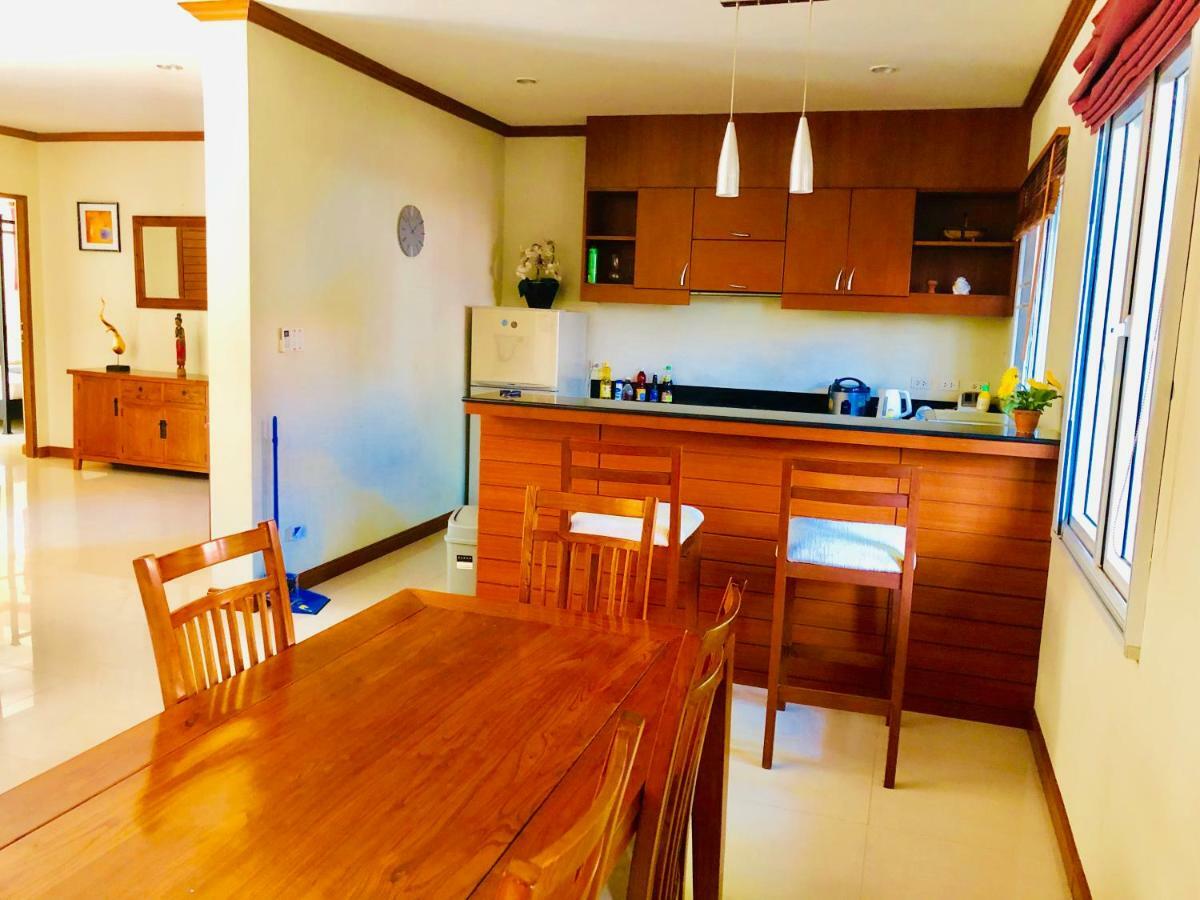 Karon Pool Villa 卡伦3卧泳池别墅 エクステリア 写真